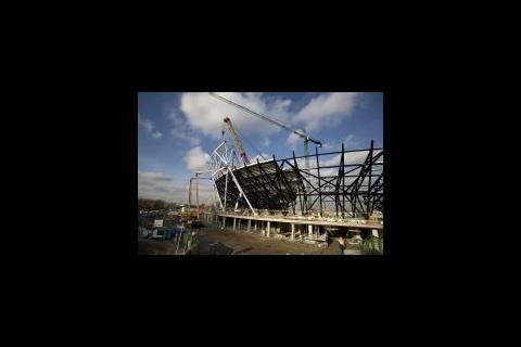First 2012 Olympic stadium roof truss lifted into position